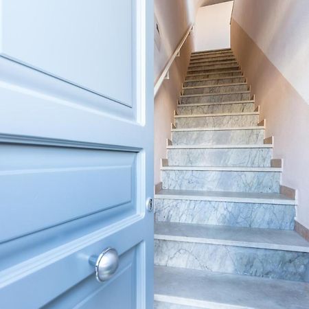 Tizzano House - La Marina Lejlighed Procida Eksteriør billede