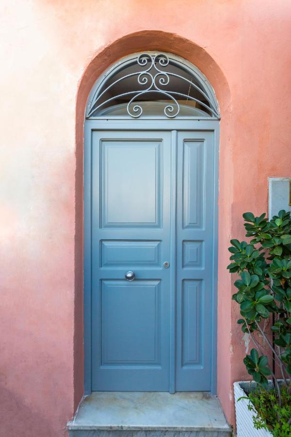 Tizzano House - La Marina Lejlighed Procida Eksteriør billede
